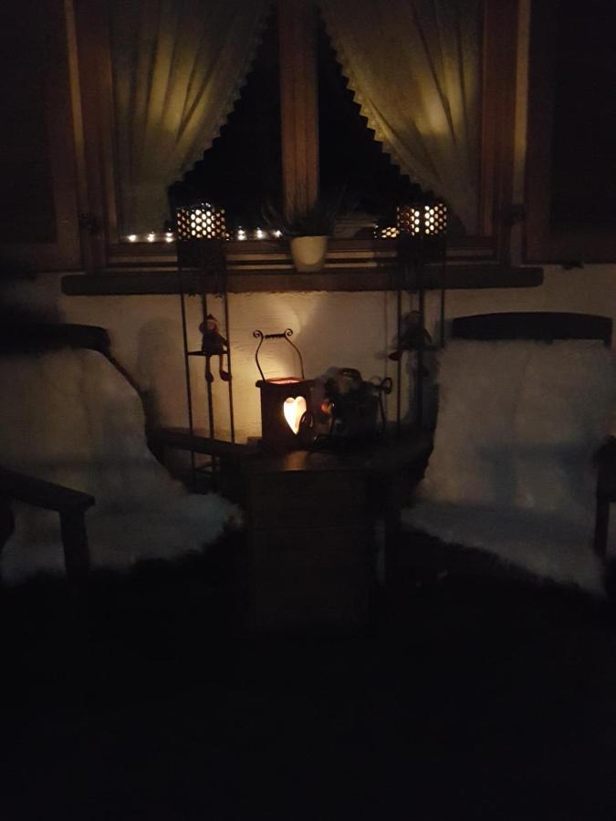 Haus Hubertus - Gaestehaus Sahler パーテネン エクステリア 写真